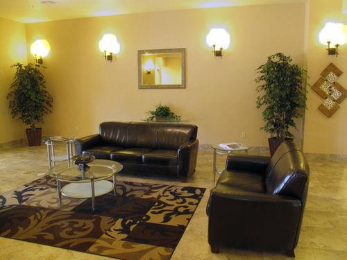 Hotel At