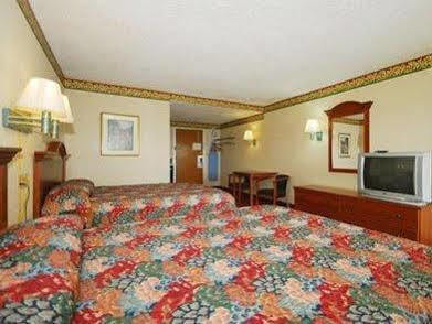 Hotel At
